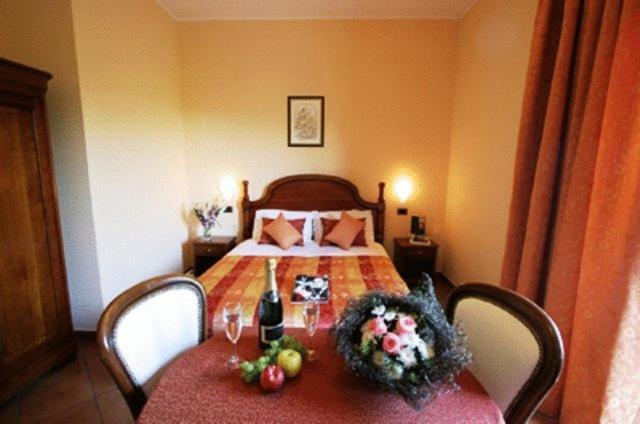 Hotel Nastro Azzurro Monguzzo Buitenkant foto